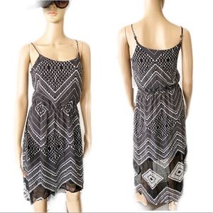 💃🏽 Charming Charlie Printed Dress Size M